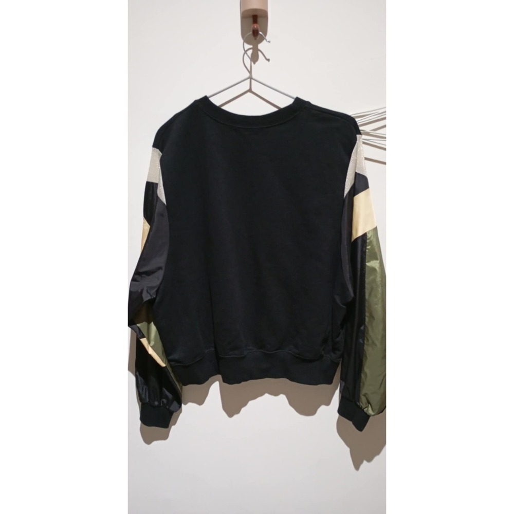 A235 撞色長袖寬鬆上衣-細節圖2