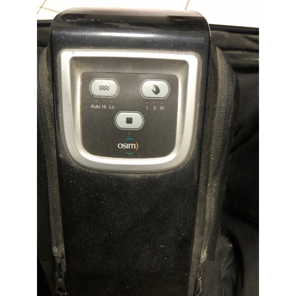 【大倉代領股東紀念品】OSIM 小腿腿部按摩器 非常重 左邊按鍵不靈敏 需大力按-細節圖3