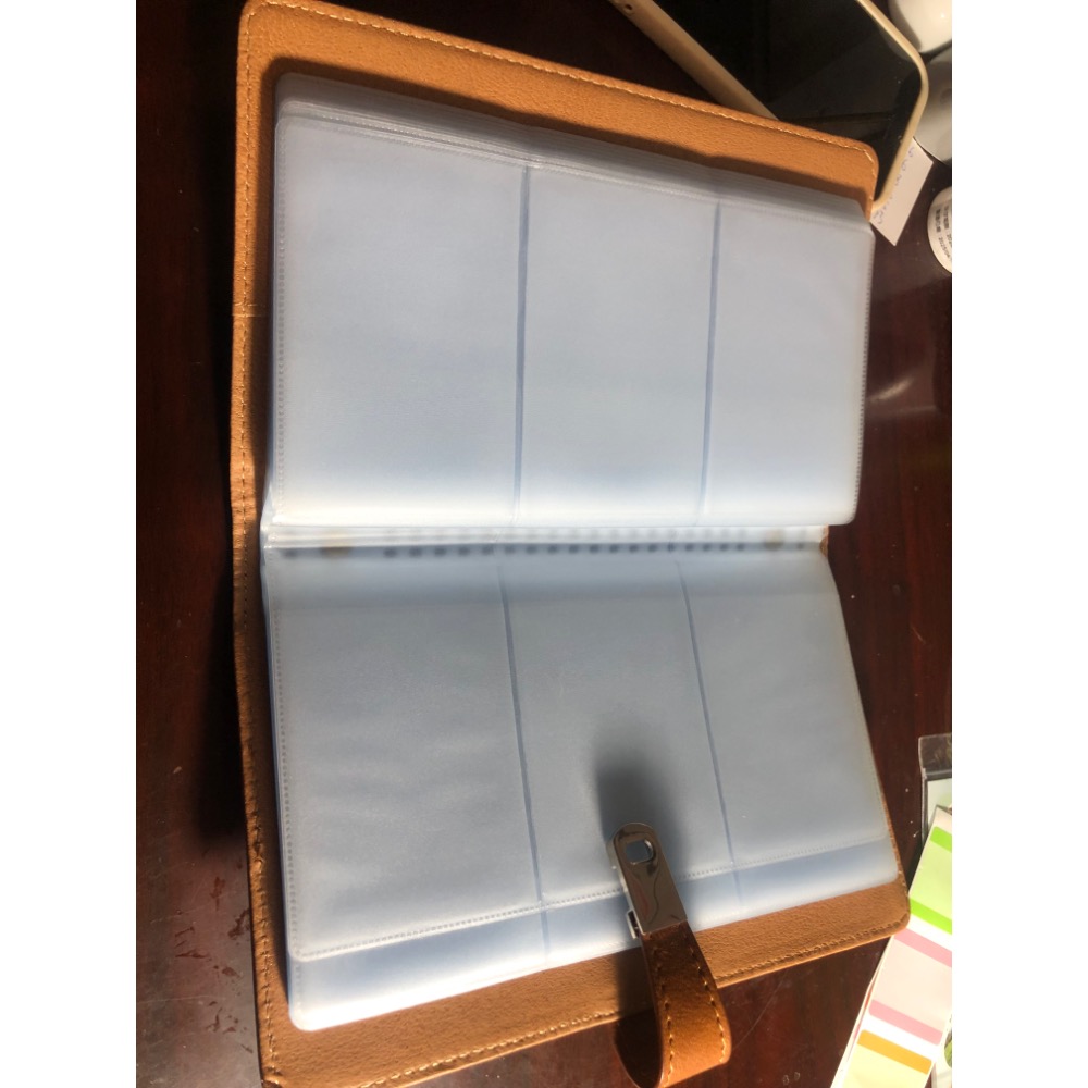 【大倉代領股東紀念品】全新名片收藏冊 棒卡 恐龍卡 證件套簿 球員卡簿 卡套 收集卡套 皮革卡簿證件簿 遊戲卡套卡簿-細節圖2