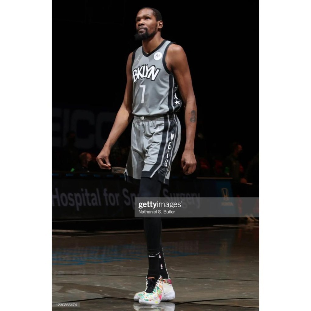 (特價) Nike NBA 布魯克林籃網 Kevin Durant 20/21 宣告版 背號短T (Sz. M)-細節圖3