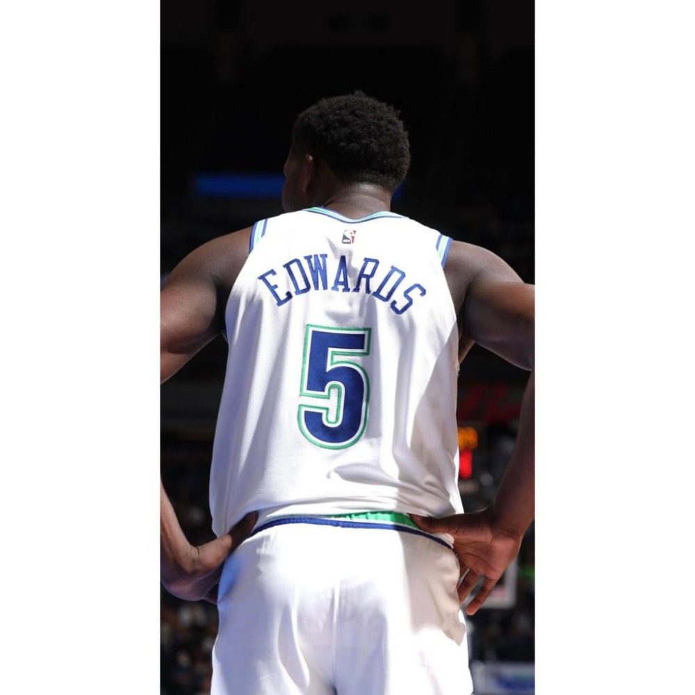 (全新現貨) Nike NBA 明尼蘇達灰狼 Anthony Edwards 23/24 復古版 背號短T (Sz.M)-細節圖4
