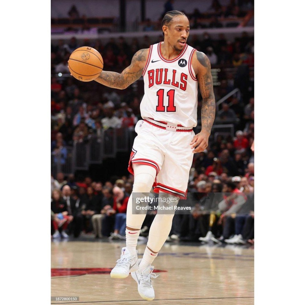 (全新現貨) Nike NBA 芝加哥公牛 DeMar DeRozan 23/24 聯盟版 背號短T (Sz. M)-細節圖3