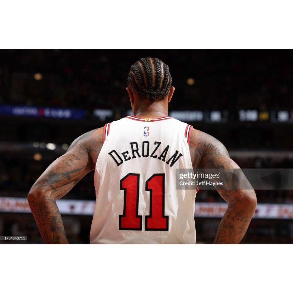 (全新現貨) Nike NBA 芝加哥公牛 DeMar DeRozan 23/24 聯盟版 背號短T (Sz. M)-細節圖4