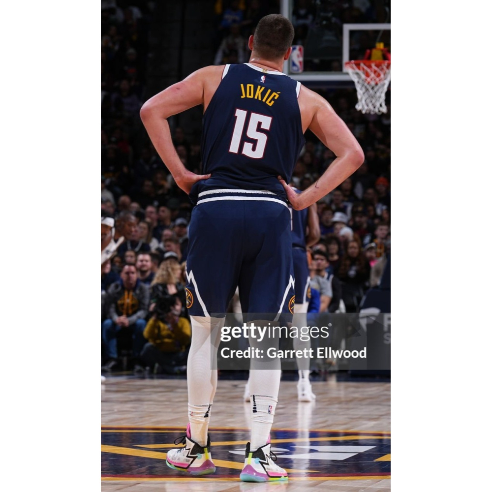 (全新現貨) Nike NBA 丹佛金塊 Nikola Jokic 23/24 經典版 背號短T (Sz. M)-細節圖4
