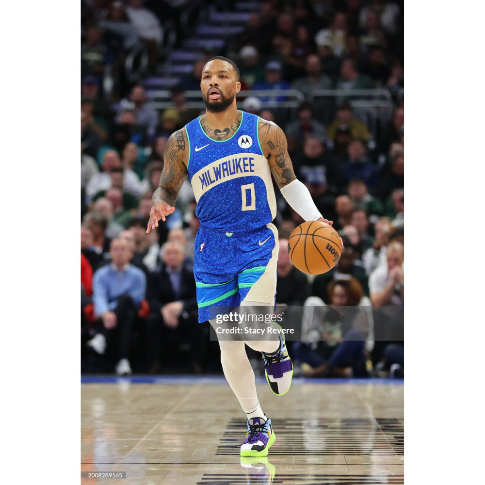 (最後補貨) Nike NBA 密爾瓦基公鹿 Damian Lillard 23/24 城市版 背號短T (Sz. M)-細節圖3