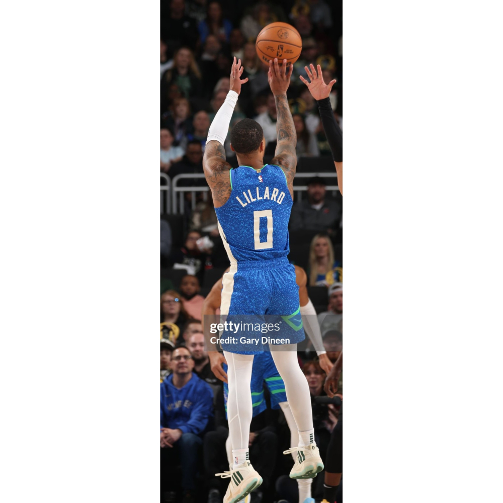 (最後補貨) Nike NBA 密爾瓦基公鹿 Damian Lillard 23/24 城市版 背號短T (Sz. M)-細節圖5