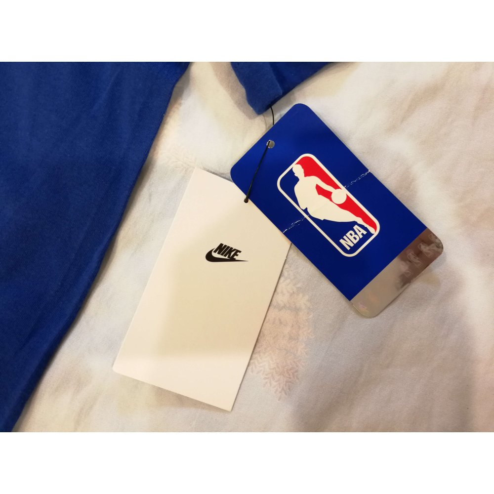 (最後補貨) Nike NBA 密爾瓦基公鹿 Damian Lillard 23/24 城市版 背號短T (Sz. M)-細節圖9