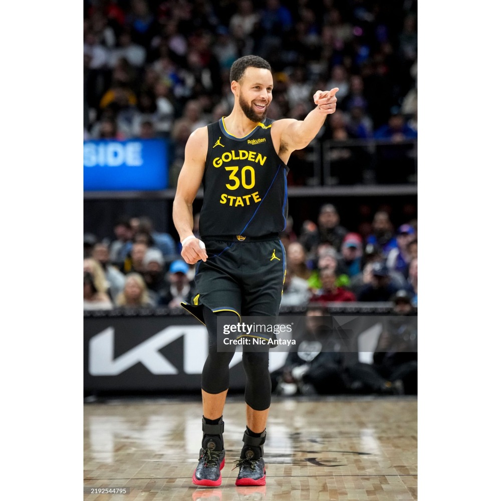 (全新特價) Nike NBA 金州勇士 Stephen Curry 24/25 宣告版 背號短T (Sz. M)-細節圖3