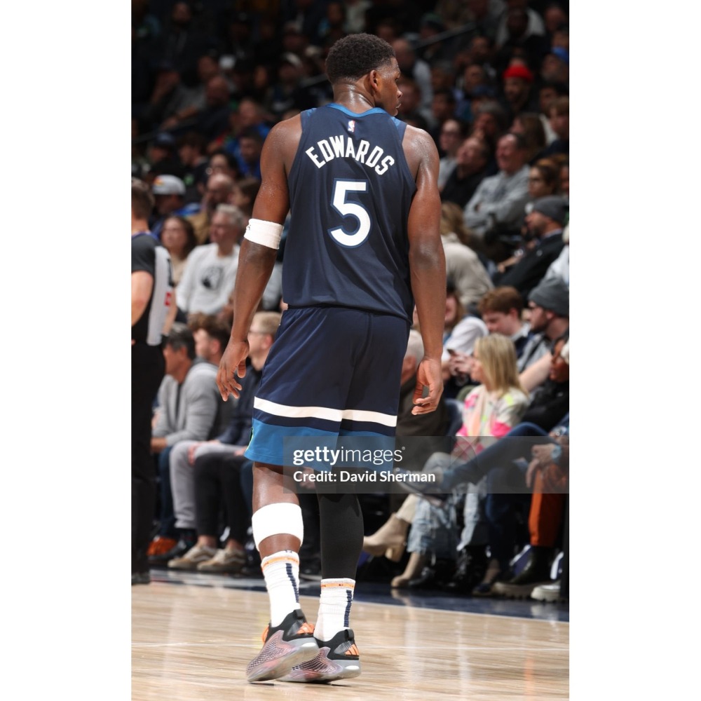 (全新現貨) Nike NBA 明尼蘇達灰狼 Anthony Edwards 25/26 經典版 背號短T (Sz.M)-細節圖4