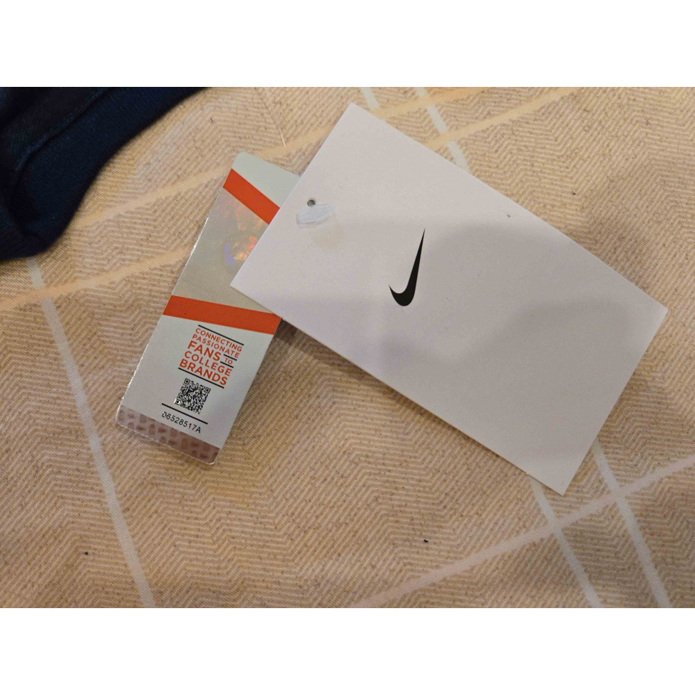 (全新現貨) Nike NBA 明尼蘇達灰狼 2025 季後賽「Wolves Back」口號短T (Sz. M)-細節圖6