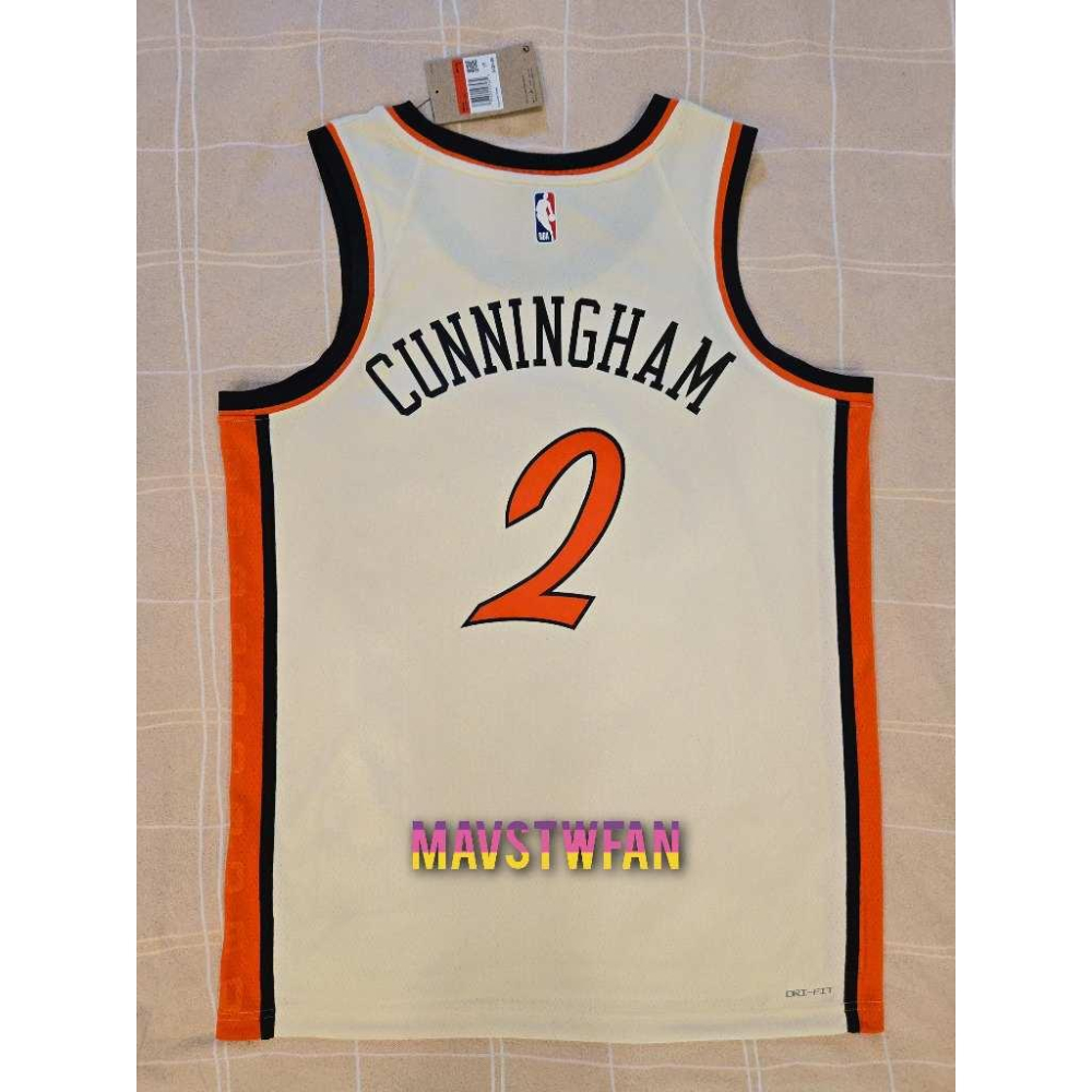 (稀有款式) Nike Cade Cunningham 活塞 24/25 城市版 SW 球衣 (L 48，原生贊助標)-細節圖2