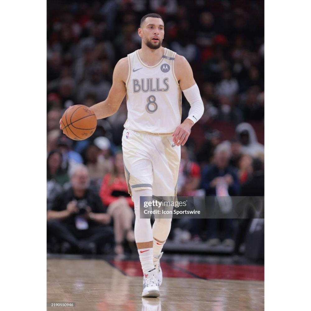 (出清特價) Nike NBA 芝加哥公牛 Zach LaVine 24/25 城市版 背號短T (Sz. M)-細節圖3