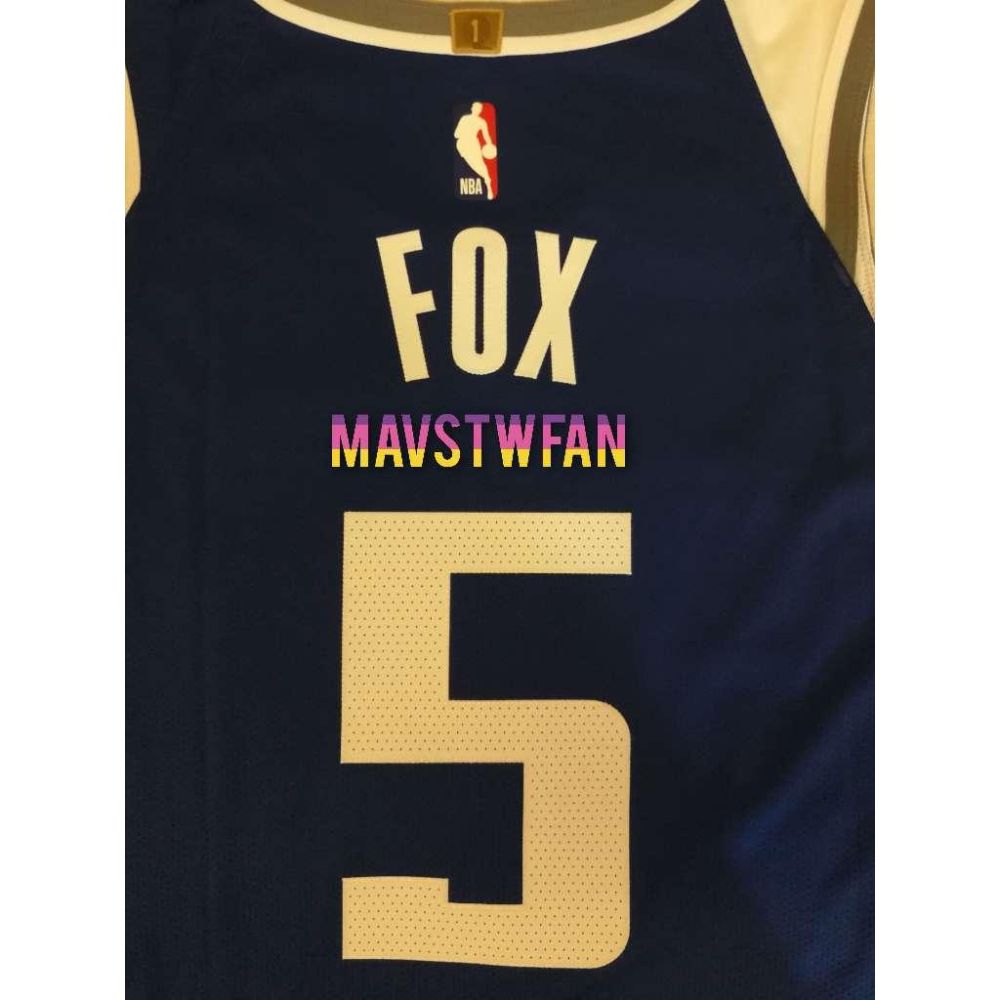 (出清特價) Nike De＇Aaron Fox 沙加緬度國王 23/24 城市版 AU 球衣 (L 48，原生贊助標)-細節圖6