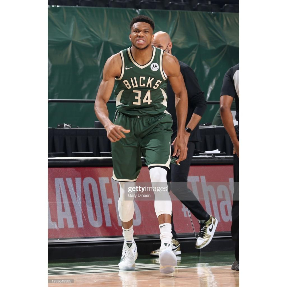 (出清特價) Nike Giannis Antetokounmpo 字母哥 公鹿 獎勵版 SW 美版 球衣 (L 48)-細節圖3