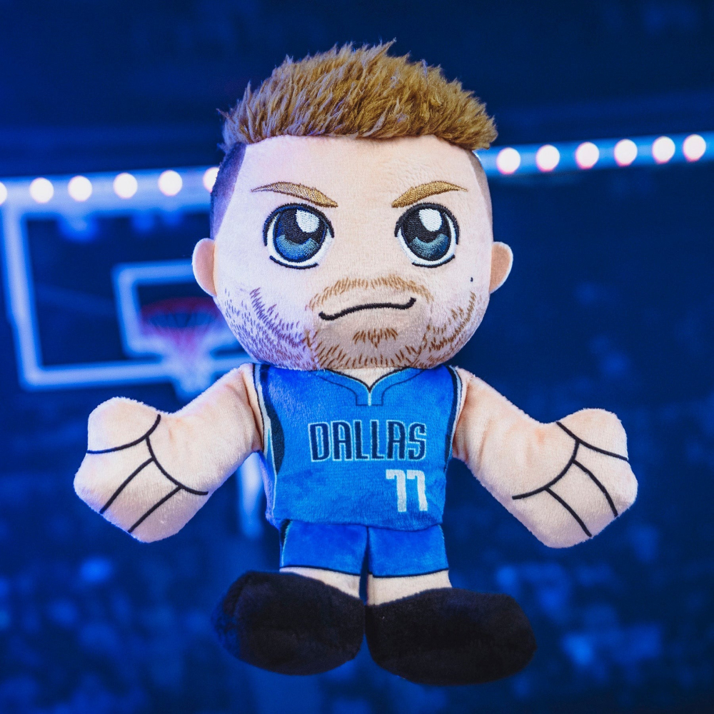 (出清特價) Bleacher Creatures NBA 達拉斯獨行俠 Luka Doncic 坐姿絨毛玩偶-細節圖9