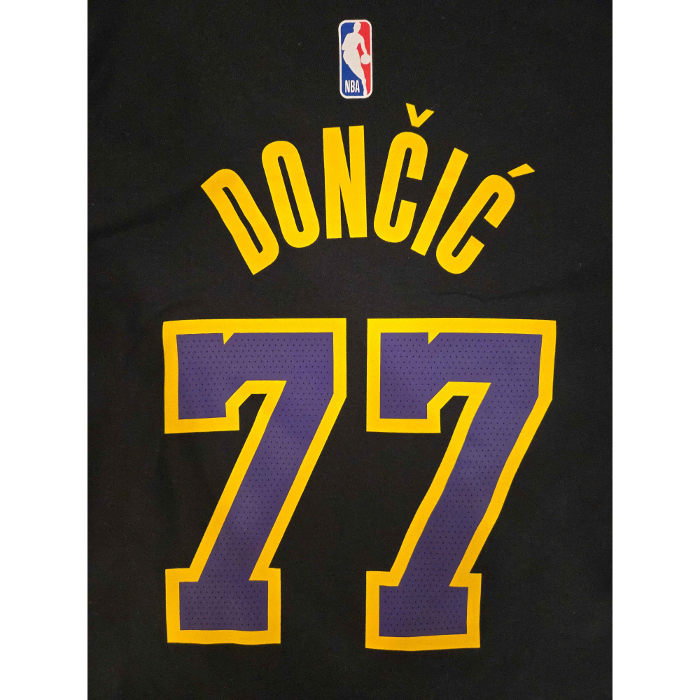 (新鮮現貨) Nike NBA 洛杉磯湖人 Luka Doncic 25/26 城市版 背號短T (Sz.M)-細節圖6