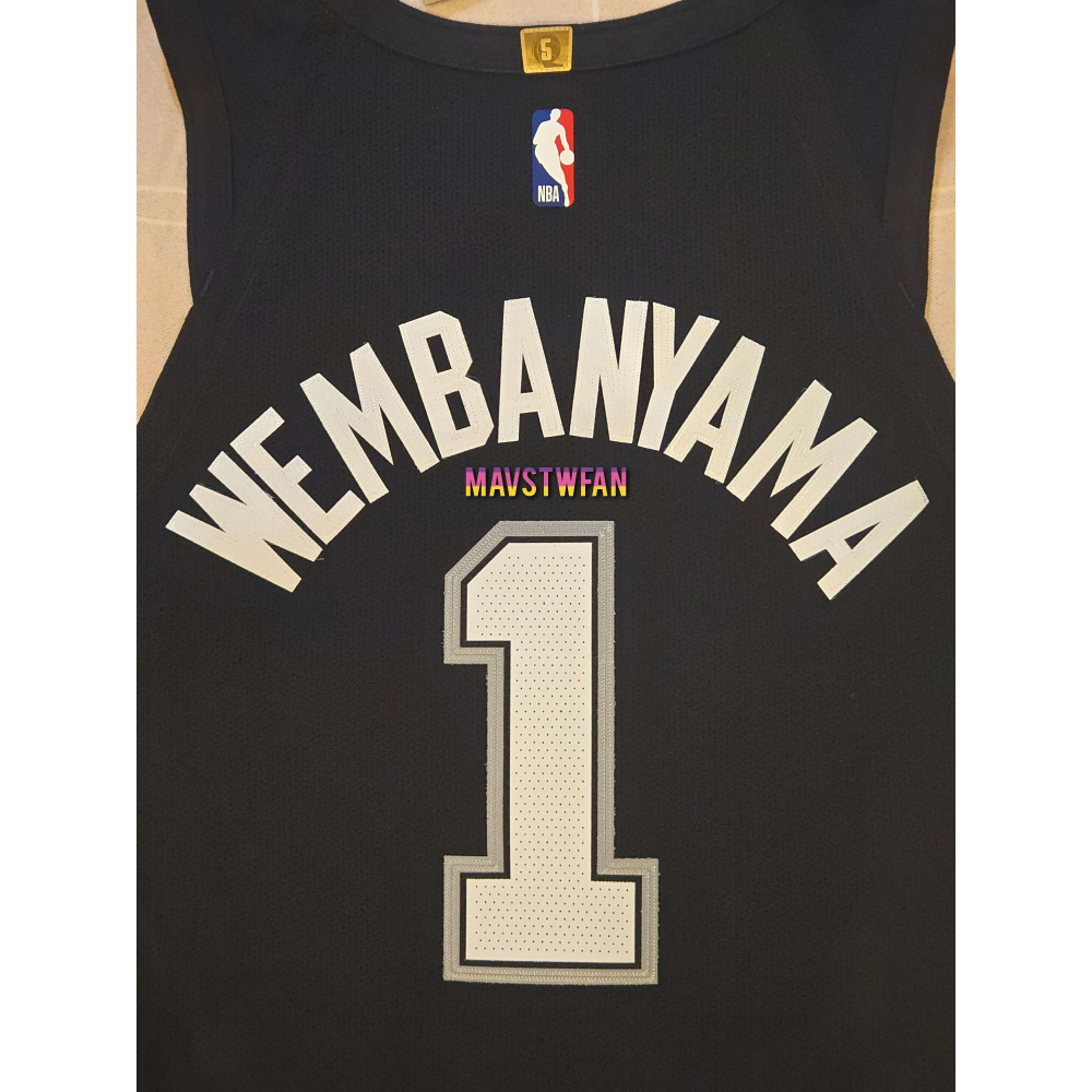 (新鮮現貨) Nike Victor Wembanyama 馬刺 25/26 城市版 AU 球衣 (L48，原生贊助標)-細節圖4