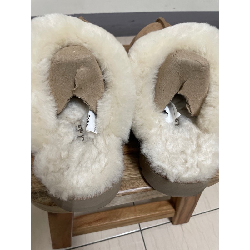 全新 正品 UGG 毛毛拖鞋-細節圖3