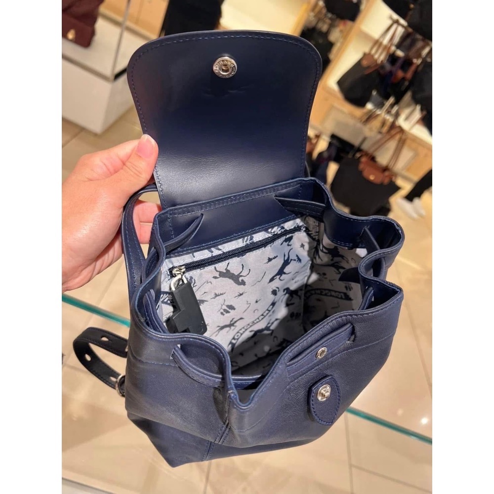 全新 Longchamp 小羊皮 後背包 深藍色-細節圖4