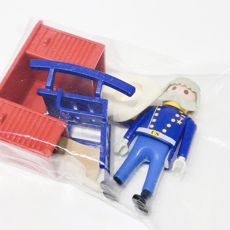 Playmobil 摩比 西部牛仔 美國軍官 紅色辦公桌 藍色搖椅 牛仔帽 文件 羽毛筆 大鬍子 軍服-細節圖3