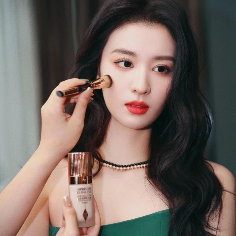 Charlotte Tilbury 刷具 腮紅刷 散粉刷 小刷具 攜帶刷具 刷 粉底刷 化妝刷具 上妝刷具 CT-細節圖4