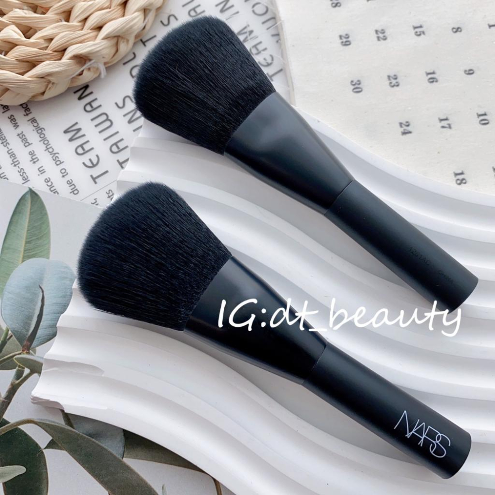 NARS 腮紅刷 散粉刷 刷具 刷子 刷 NARS刷具 化妝刷具 攜帶刷具-細節圖2