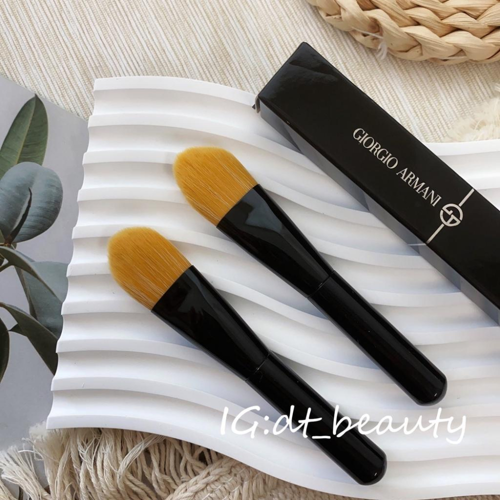 Giorgio armani 粉底刷 刷具 刷子 黑色刷具 Giorgio刷具 Giorgio粉底刷 化妝刷具 刷-細節圖6