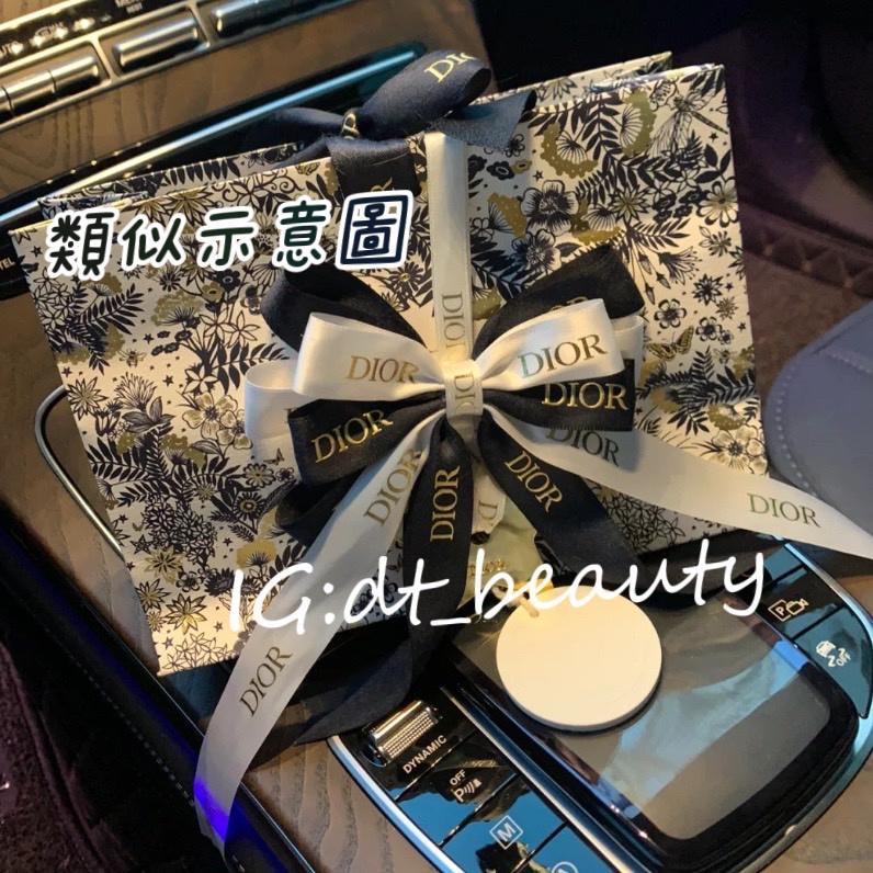 限量 現貨 Dior 迪奧 櫃姐手工製作 星星 車掛 裝飾品 禮物 配件 飾品 擴香片 香膏 吊飾 香片 香掛 鑰匙圈-細節圖7