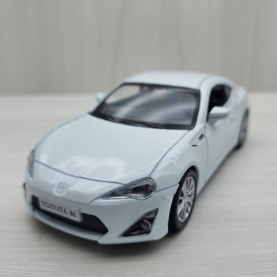 全新盒裝~1:36 ~豐田TOYOTA 86 合金模型車 白色 玩具 禮物 兒童 迴力車 模型車 交通模型