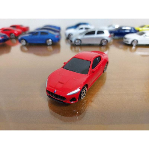 台灣現貨 全新盒裝~1:64瑪莎拉蒂GRAN TURISMO 紅色黑窗 合金 模型車 玩具 小汽車 兒童 禮物 收藏