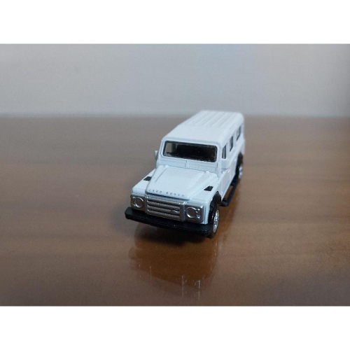台灣現貨 全新盒裝1:64~路虎 LAND ROVER 衛士 白色 合金 模型車 玩具 小汽車 兒童 禮物 收藏 交通