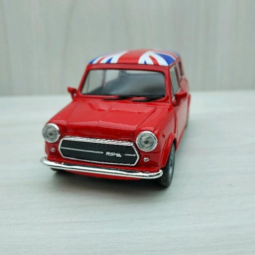 台灣現貨 全新盒裝～1:36～英國 國旗版經典紅色~Mini Cooper 1300 合金 模型車 玩具 迴力 兒童