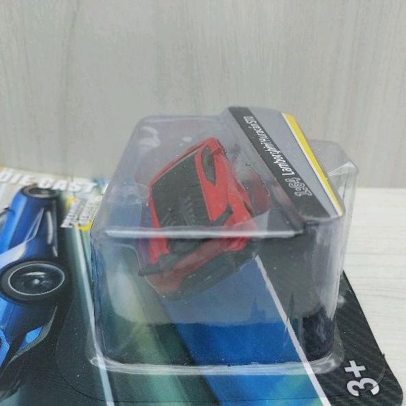 台灣現貨 全新包裝 CCA 1:64~藍寶堅尼 Huracan STO 紅色 避震效果 螺絲底盤 合金滑行車-細節圖3