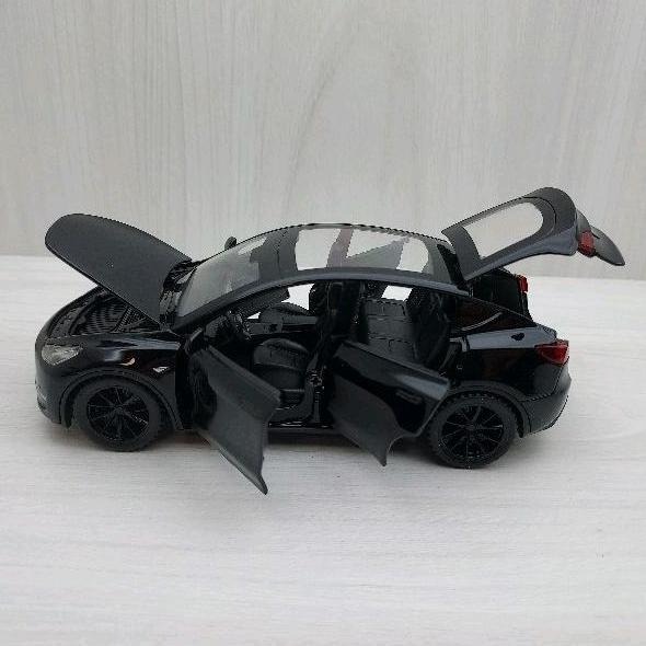 全新盒裝現貨~1:32 ~特斯拉 TESLA MODEL Y 黑色 透明天窗 合金模型車 聲光車 玩具 收藏-細節圖3