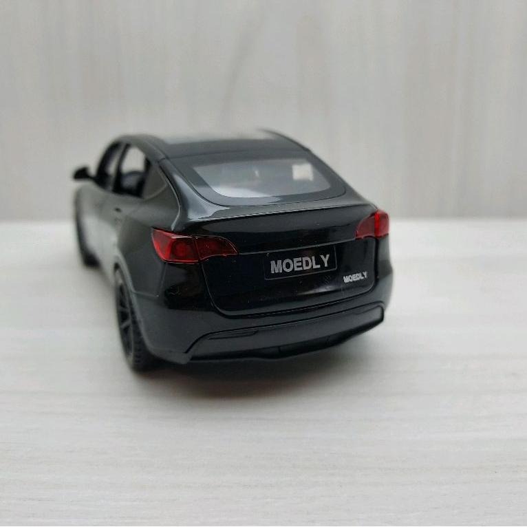 全新盒裝現貨~1:32 ~特斯拉 TESLA MODEL Y 黑色 透明天窗 合金模型車 聲光車 玩具 收藏-細節圖4