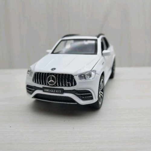 台灣現貨 全新盒裝~1:32 ~賓士 AMG GLE63 S 白色 合金 模型車 聲光車 玩具 兒童 禮物 收藏 交通