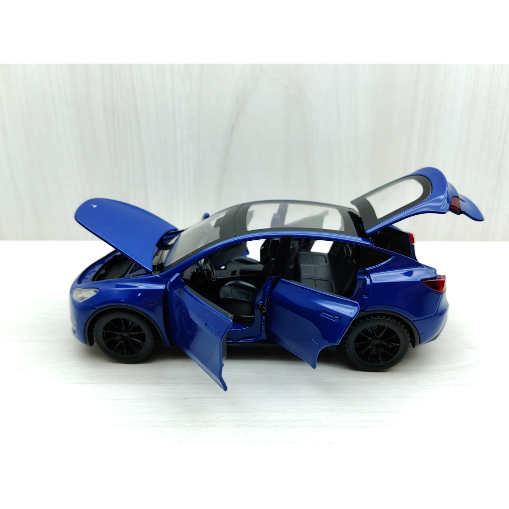 台灣現貨 全新盒裝~1:32 ~特斯拉 TESLA MODEL Y 藍色 透明天窗 金 模型車 聲光車 玩具 收藏-細節圖3