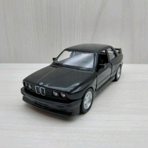 台灣現貨 全新盒裝~1:36~寶馬 BMW 1987 M3 黑色 合金 模型車 迴力車 玩具 兒童 禮物 收藏 交通