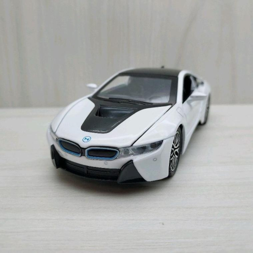 全新盒裝1:32 ~寶馬 BMW i8 白色 合金 模型車 聲光車 玩具 兒童 禮物 收藏