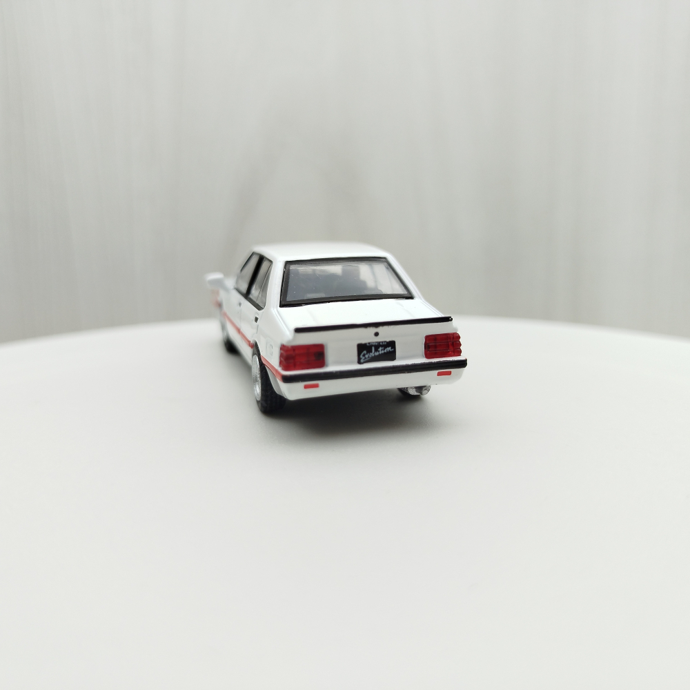 台灣現貨 全新盒裝1:64~三菱 LANCER EX2000 白色 合金 模型車 玩具 小汽車 兒童 禮物 收藏 交通-細節圖3