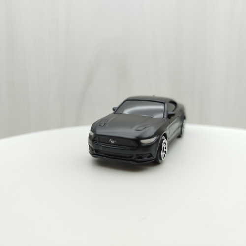 台灣現貨 全新盒裝1:64~福特 野馬 2015 MUSTANG 消光黑色 玩具 小汽車 兒童 禮物 收藏