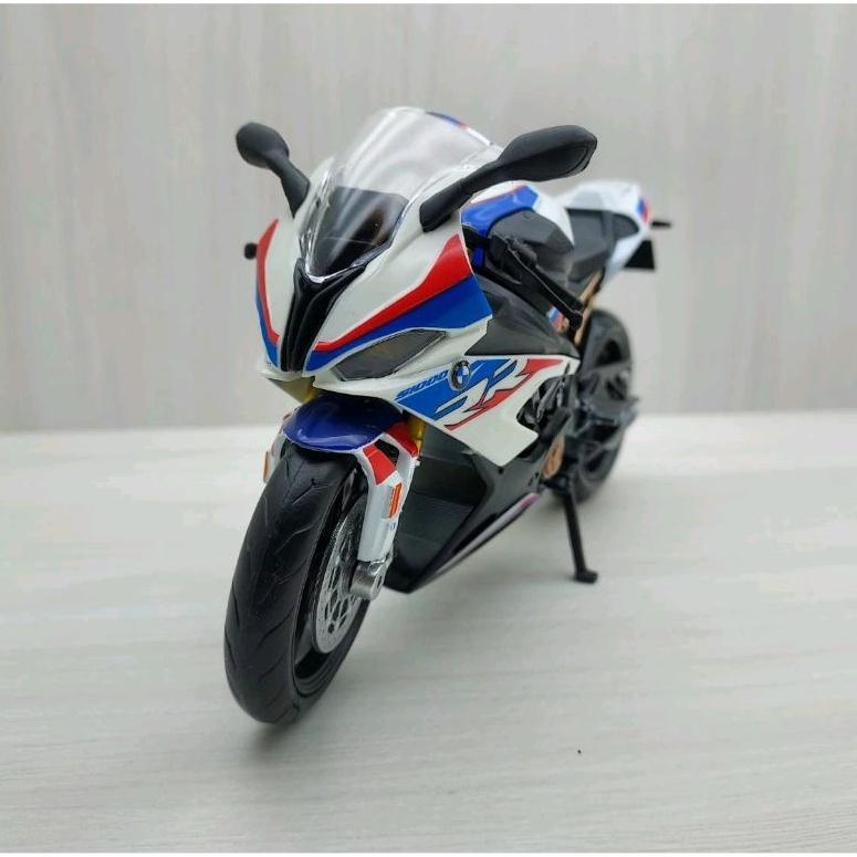 台灣現貨 全新盒裝~1:12~寶馬 BMW S1000RR 白色 模型車 玩具 兒童 收藏 重機 禮物 擺飾 摩托車-細節圖2