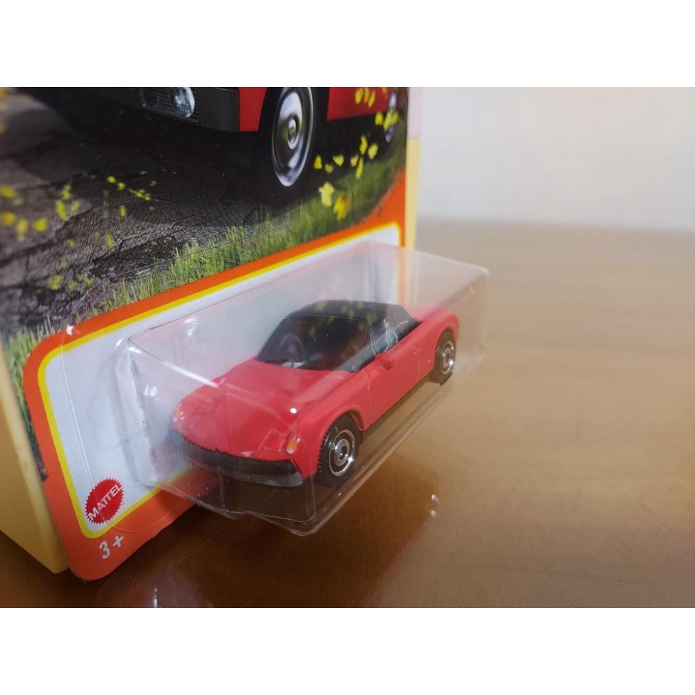 台灣現貨 1:64火柴盒 保時捷＇71 PORSCHE 914 紅色 合金 模型車 玩具 小汽車 兒童 禮物 收藏 交通-細節圖2