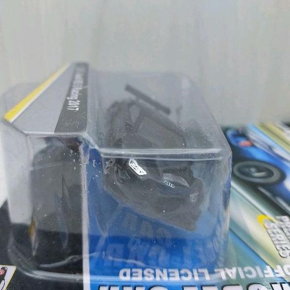 台灣現貨 全新包裝 CCA 1:64~奧迪 AUDI 2017 RS 5 消光黑色 避震效果 螺絲底盤 合金滑行車-細節圖2