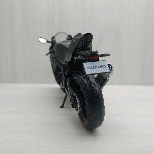 台灣現貨 全新盒裝~1:12~鈴木 SUZUKI GSX R1000R 黑色 模型車 玩具 兒童 收藏 重機 禮物 擺飾-細節圖4