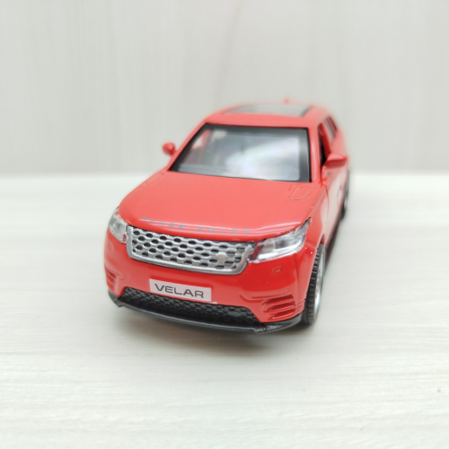 台灣現貨 全新盒裝 1:42~路虎Land Rover Velar 紅色 合金 模型車 玩具 迴力 兒童 禮物 收藏