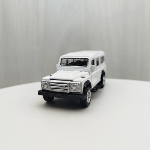 台灣現貨 全新盒裝1:64~路虎 LAND ROVER 衛士 白色 透明車窗 合金 模型車 玩具 小汽車 收藏 交通