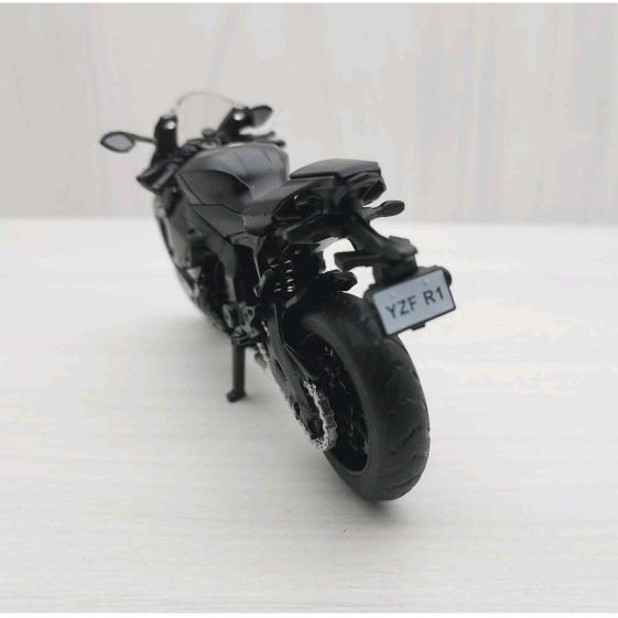 台灣現貨 全新盒裝1:18~山葉 YAMAHA YZF-R1 黑色 模型車 玩具 兒童 收藏 重機 禮物 擺飾 摩托車-細節圖4