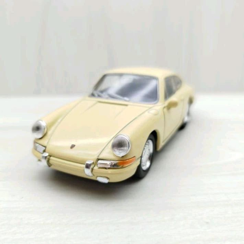 台灣現貨 全新盒裝1:36~保時捷 PORSCHE 911 淺黃色 合金 模型車 玩具 迴力 兒童 生日 禮物 收藏