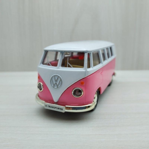 台灣現貨 全新盒裝~1:36~福斯廂型車 Bus T1 粉紅白色塗裝 合金 模型車 迴力車 玩具 兒童 禮物 收藏 交通